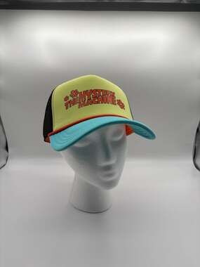Scooby-Doo The Mystery Machine Trucker Hat Snapback Cap NWT